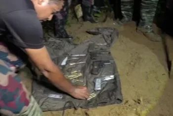 সাতছড়ির জঙ্গলে মাটির নিচে মিলল পিস্তল, ম্যাগাজিন ও গুলি