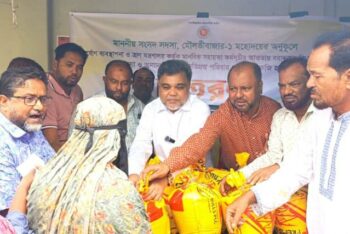 জুড়ীর বিভিন্ন দুর্যোগে ক্ষতিগ্রস্ত পরিবারের মাঝে চাল বিতরণ