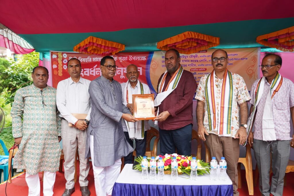 বিষহরি মন্দিরে সিসিক প্রশাসক সংখ্যালঘু-সংখ্যাগুরু বলতে কিছু নেই, সবাই এই শহরের বাসিন্দা