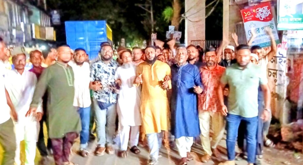 হুমায়ুন কবির পররাষ্ট্র প্রতিমন্ত্রী হওয়ায় বিশ্বনাথে আনন্দ মিছিল মিষ্টি বিতরণ