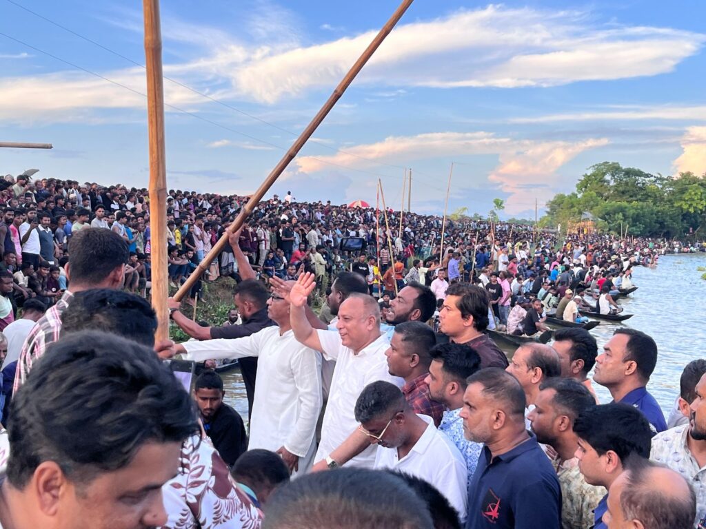 বিয়ানীবাজারে বাংলার চিরায়ত সংস্কৃতি নৌকাবাইচ
