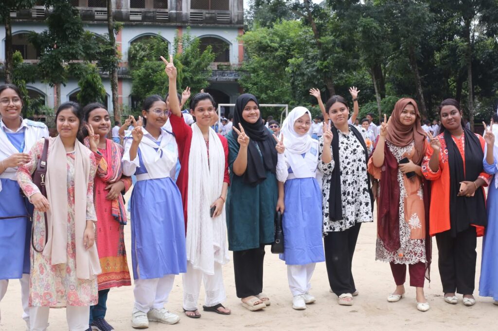 সিলেট বোর্ডে দুই দশকে সর্বনিম্ন পাসের হার, বেড়েছে জিপিএ-৫