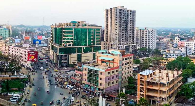 অঘোষিত ‘কারাগার’ বন্দি ভাড়াটিয়া