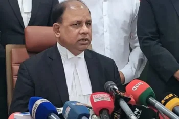 শেখ হাসিনা কোন স্ট্যাটাসে ভারতে, জানে না বাংলাদেশ: চিফ প্রসিকিউটর