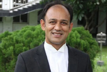 এক মামলায় ব্যারিস্টার সুমনের জামিন বহাল থাকলেও অন্য মামলায় স্থগিত