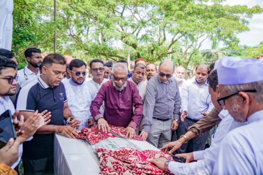 প্রধানমন্ত্রী শিক্ষা খাতে বাজেটের সর্বোচ্চ বরাদ্দ গুরুত্ব দিয়েছেন : শ্রমমন্ত্রী আরিফুল হক চৌধুরী