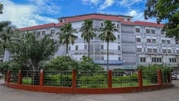 হাসপাতালে বেড মিলছে না, বিপাকে সিলেটের রোগীরা