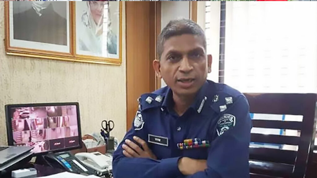বনজ কুমার : দুর্নীতিবাজ, মুসলিমবিদ্বেষী কর্মকর্তা
