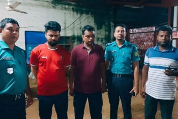 টিকিট কালোবাজারি, সিলেট রেল স্টেশন থেকে রেল পুলিশের ২ সদস্য আটক