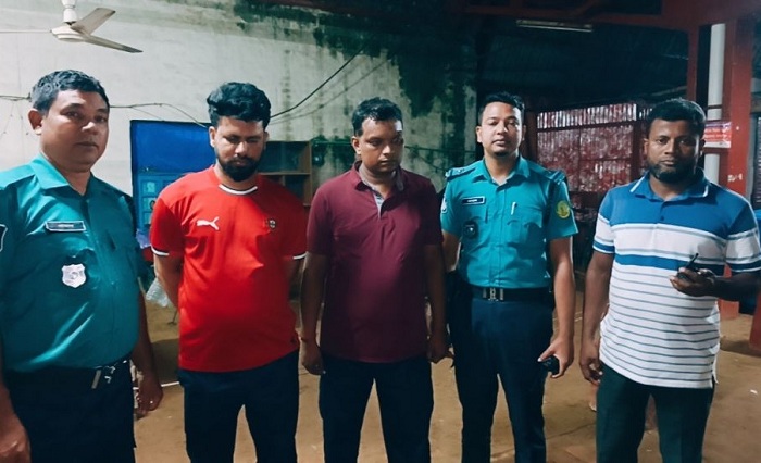 টিকিট কালোবাজারি, সিলেট রেল স্টেশন থেকে রেল পুলিশের ২ সদস্য আটক