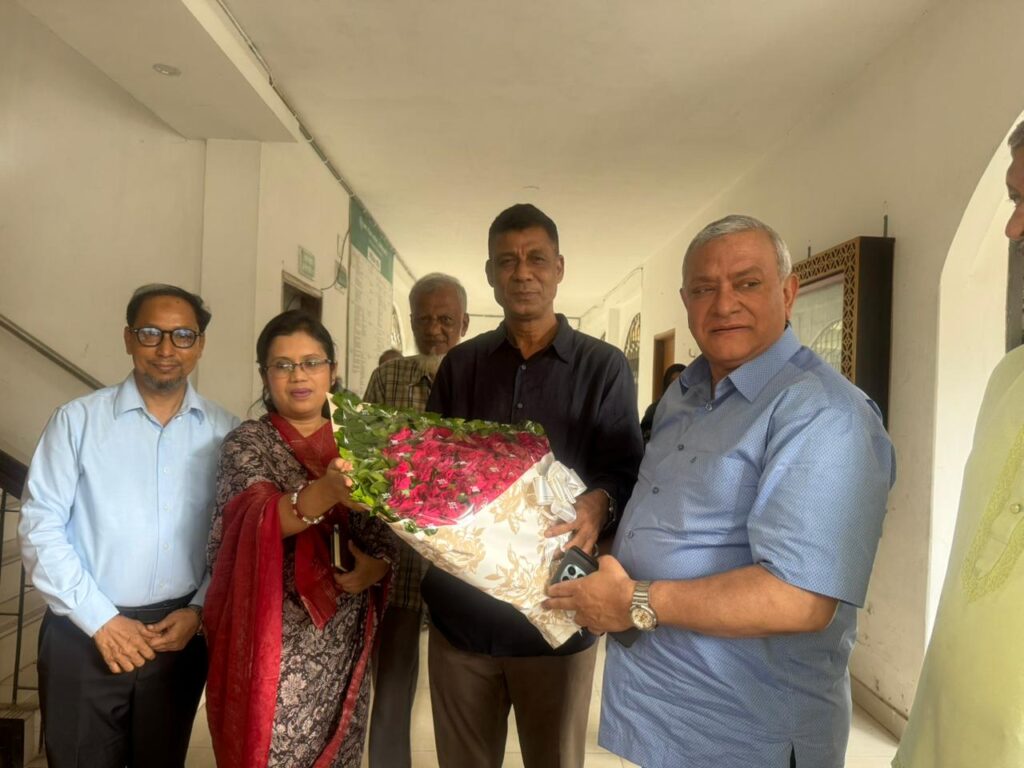 নাসের রহমানের সঙ্গে জেলা পরিষদ প্রশাসকের মতবিনিময়