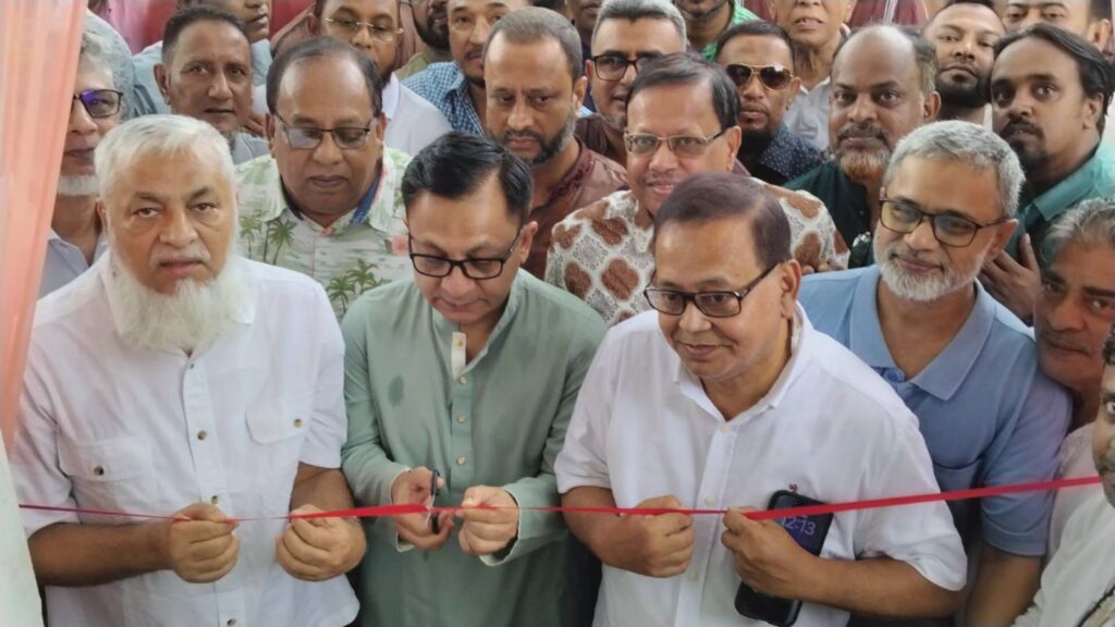 সিলেট মহানগর বিএনপির কার্যালয় উদ্বোধন করলেন বাণিজ্যমন্ত্রী