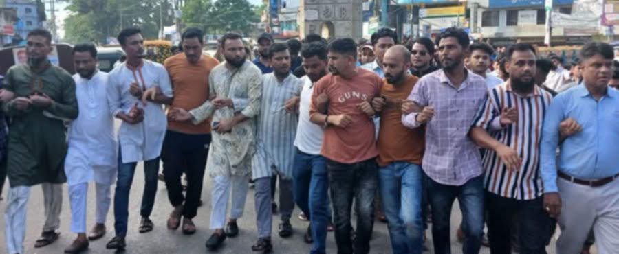 ২৪ ঘন্টার মধ্যে গ্রেপ্তারের আল্টিমেটাল দিল ছাত্রদল