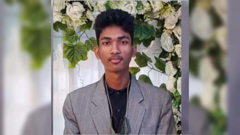 দারিদ্র্য বাড়ছে, বাড়ছে চাকরি হারানোর শঙ্কা