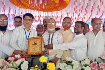 কুলাউড়ায় সিঙ্গুর উচ্চ বিদ্যালয় ও এম এ গণি কলেজে এমপি শওকতুল ইসলামকে সংবর্ধনা