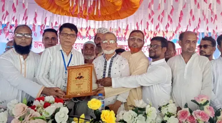 কুলাউড়ায় সিঙ্গুর উচ্চ বিদ্যালয় ও এম এ গণি কলেজে এমপি শওকতুল ইসলামকে সংবর্ধনা