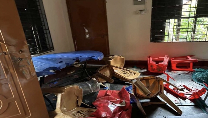 শাহপরানে মহিলা আওয়ামী লীগ নেত্রীর বাড়িতে হামলা-ভাঙচুর, আহত ১