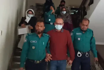 ডেইলি স্টারের সাবেক নির্বাহী সম্পাদক-স্ত্রীর বিচার শুরু