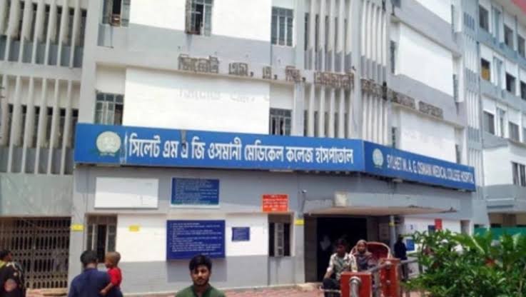 চিকিৎসকদের বিরুদ্ধে নির্ধারিত কর্মঘণ্টা না মানার অভিযোগ, সতর্ক করল প্রশাসন