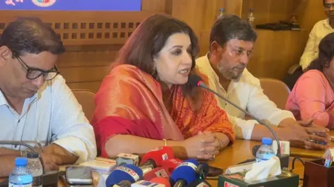 ‘ভারত থেকে হাসিনাকে ফেরত পাঠালেই আইন অনুযায়ী গ্রেপ্তার করা হবে’