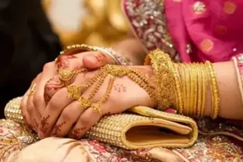 স্বর্ণের দামে বড় লাফ, ভরি ছাড়াল ২ লাখ ৩৪ হাজার