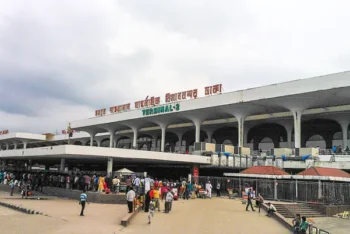 শাহজালাল বিমানবন্দরে স্বর্ণের বারসহ বিমানকর্মী ও যাত্রী আটক