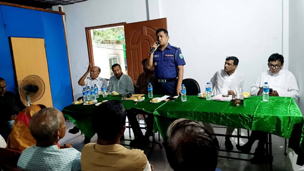 দুর্গাপূজায় নিরাপত্তা, সিসি ক্যামেরা সচল ও সর্বক্ষণিক নজরদারির আশ্বাস পুলিশের