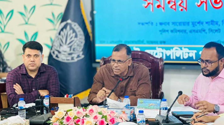 সিলেটে দুর্গাপূজা উদযাপনের লক্ষ্যে নিরাপত্তা নিশ্চিতের প্রতিশ্রুতি এসএমপি কমিশনারের