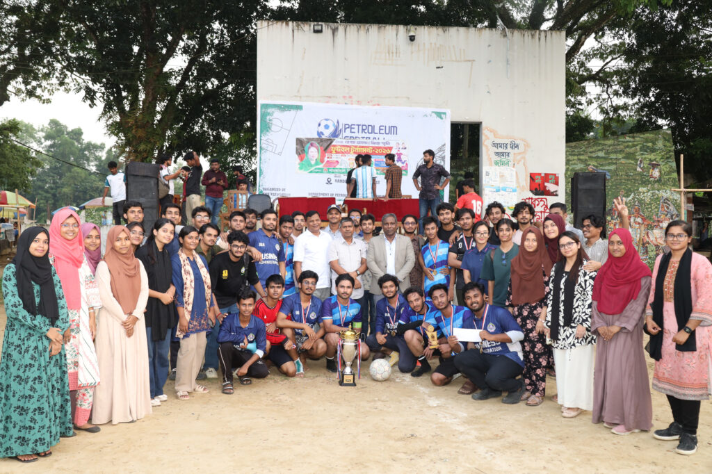 শাবিপ্রবিতে খালেদা জিয়া স্মৃতি ফুটবলের চ্যাম্পিয়ন ব্যবসায় প্রশাসন বিভাগ